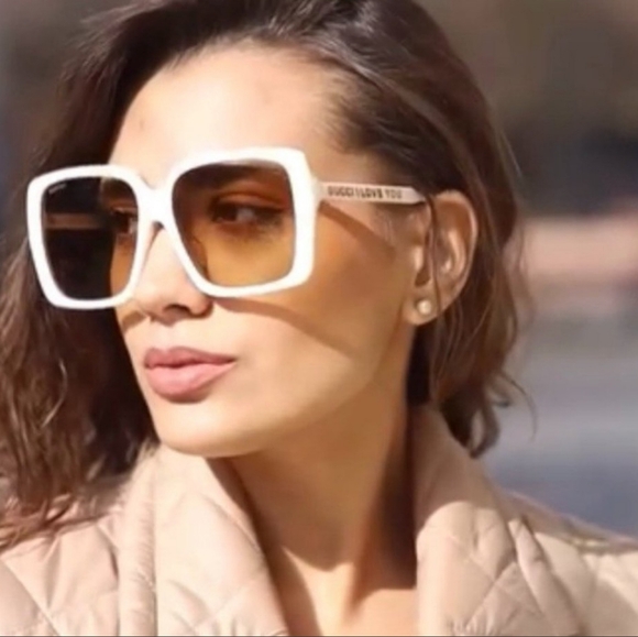 Brand New Gucci Ivory "Gucci I Love You" Sunglasses NWT and Case - Picture 1 of 10